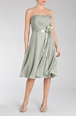 Short knee-lngth bridesmaid dress