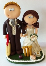 personalised wedding cake topper from GooglyGifts