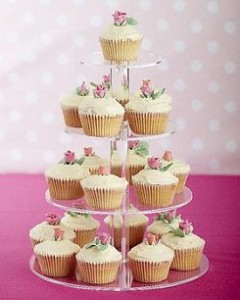 mini wedding cupcakes with pink sugar rose decoration